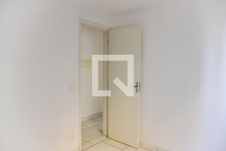 Quarto 2 de apartamento à venda com 2 quartos, 42m² em Rubem Berta, Porto Alegre