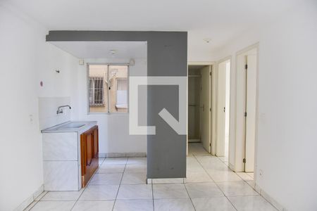 Sala e Cozinha de apartamento à venda com 2 quartos, 42m² em Rubem Berta, Porto Alegre