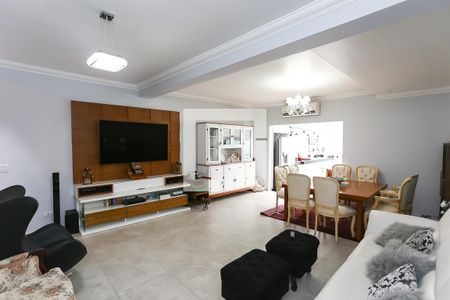 Sala de casa de condomínio à venda com 3 quartos, 240m² em Jardim Londrina, São Paulo