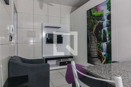 Sala de apartamento para alugar com 1 quarto, 36m² em Real Parque, São José