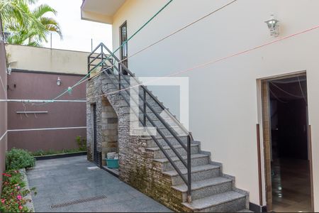 Casa para alugar com 750m², 5 quartos e 5 vagas Casa para alugar com 750m², 5 quartos e 5 vagasÁrea Externa