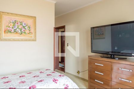 Casa para alugar com 750m², 5 quartos e 5 vagas Casa para alugar com 750m², 5 quartos e 5 vagasQuarto