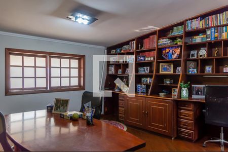 Casa para alugar com 750m², 5 quartos e 5 vagas Casa para alugar com 750m², 5 quartos e 5 vagasEscritório