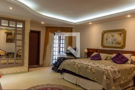 Casa para alugar com 750m², 5 quartos e 5 vagas Casa para alugar com 750m², 5 quartos e 5 vagasSuíte 1