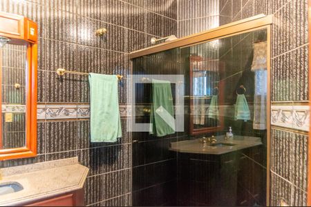 Casa para alugar com 750m², 5 quartos e 5 vagas Casa para alugar com 750m², 5 quartos e 5 vagasBanheiro de Serviço