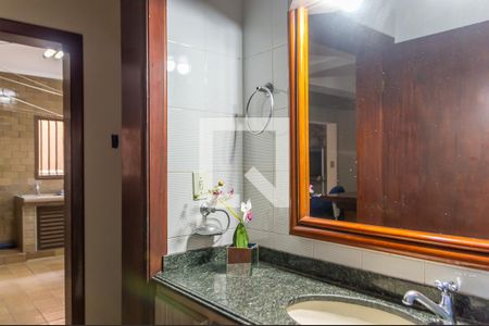 Casa para alugar com 750m², 5 quartos e 5 vagas Casa para alugar com 750m², 5 quartos e 5 vagasBanheiro de Serviço