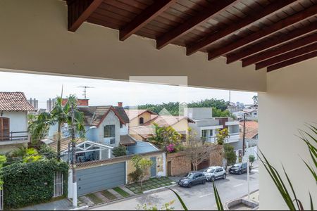 Casa para alugar com 750m², 5 quartos e 5 vagas Casa para alugar com 750m², 5 quartos e 5 vagasVaranda