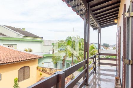 Casa para alugar com 750m², 5 quartos e 5 vagas Casa para alugar com 750m², 5 quartos e 5 vagasVaranda