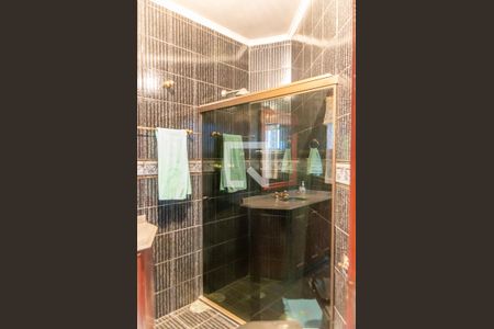 Casa para alugar com 750m², 5 quartos e 5 vagas Casa para alugar com 750m², 5 quartos e 5 vagasBanheiro de Serviço