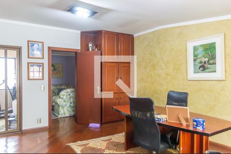 Casa para alugar com 750m², 5 quartos e 5 vagas Casa para alugar com 750m², 5 quartos e 5 vagasEscritório