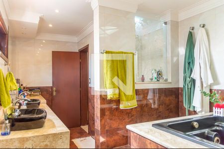 Casa para alugar com 750m², 5 quartos e 5 vagas Casa para alugar com 750m², 5 quartos e 5 vagasBanheiro da Suíte 1