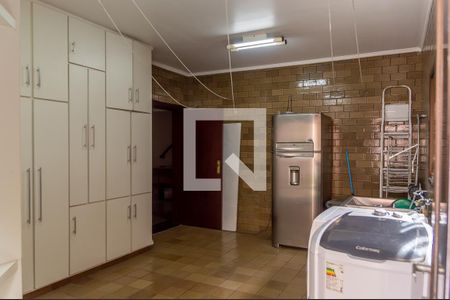 Casa para alugar com 750m², 5 quartos e 5 vagas Casa para alugar com 750m², 5 quartos e 5 vagasÁrea de Serviço