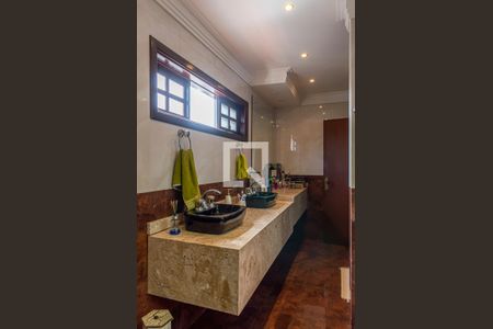 Casa para alugar com 750m², 5 quartos e 5 vagas Casa para alugar com 750m², 5 quartos e 5 vagasBanheiro da Suíte 1