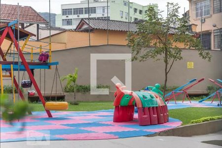 Apartamento à venda com 61m², 2 quartos e 1 vaga Apartamento à venda com 61m², 2 quartos e 1 vagaÁrea Comum - Playground