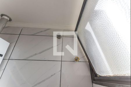 Apartamento à venda com 61m², 2 quartos e 1 vaga Apartamento à venda com 61m², 2 quartos e 1 vagaBanheiro da Suíte