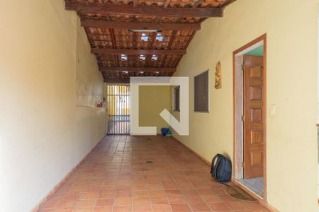 Casa à venda com 180m², 3 quartos e 2 vagas Casa à venda com 180m², 3 quartos e 2 vagasVaranda da Sala