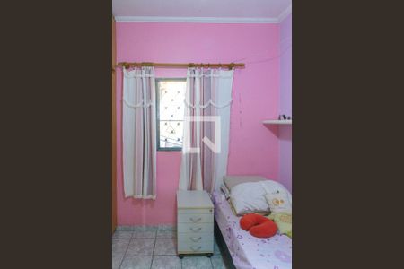 Casa à venda com 180m², 3 quartos e 2 vagas Casa à venda com 180m², 3 quartos e 2 vagasQuarto 1