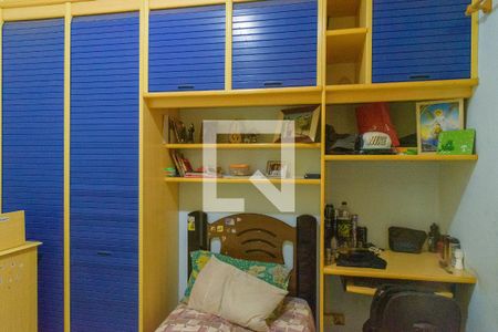 Casa à venda com 180m², 3 quartos e 2 vagas Casa à venda com 180m², 3 quartos e 2 vagasQuarto 2