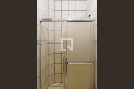 Casa à venda com 180m², 3 quartos e 2 vagas Casa à venda com 180m², 3 quartos e 2 vagasBanheiro