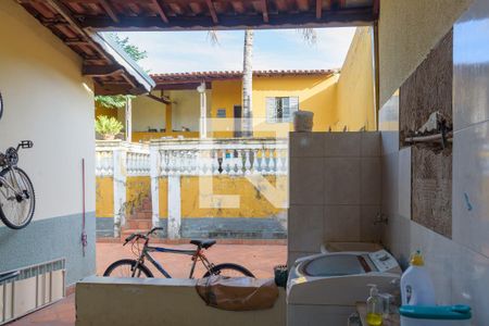 Casa à venda com 180m², 3 quartos e 2 vagas Casa à venda com 180m², 3 quartos e 2 vagasÁrea de Serviço