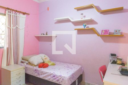 Casa à venda com 180m², 3 quartos e 2 vagas Casa à venda com 180m², 3 quartos e 2 vagasQuarto 1