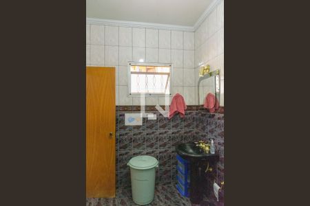 Casa à venda com 180m², 3 quartos e 2 vagas Casa à venda com 180m², 3 quartos e 2 vagasBanheiro da Suíte