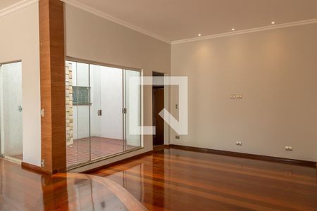 Sala de casa para alugar com 4 quartos, 411m² em Vila Santa Catarina, Americana