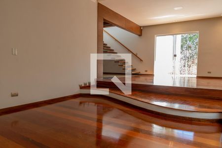 Sala de casa para alugar com 4 quartos, 411m² em Vila Santa Catarina, Americana