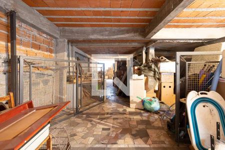 Casa para alugar com 250m², 1 quarto e 8 vagas Casa para alugar com 250m², 1 quarto e 8 vagasPorão