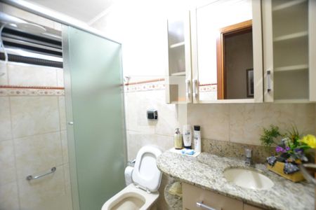 Banheiro de apartamento para alugar com 2 quartos, 62m² em Nonoai, Porto Alegre