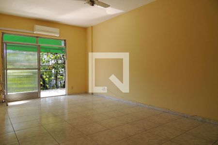 Sala  de apartamento para alugar com 3 quartos, 83m² em Freguesia (jacarepaguá), Rio de Janeiro