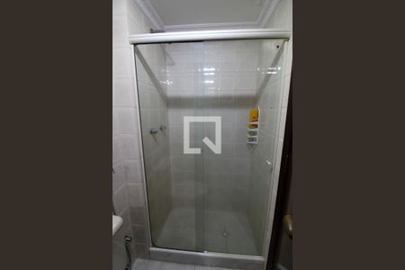 Apartamento à venda com 210m², 3 quartos e 2 vagas Apartamento à venda com 210m², 3 quartos e 2 vagasBanheiro da Suíte 2