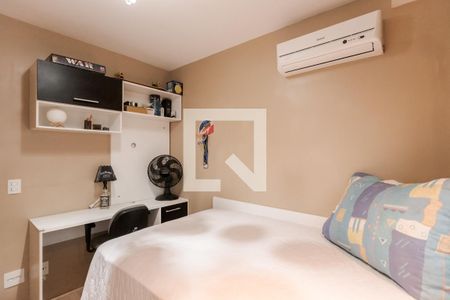 Quarto de apartamento para alugar com 2 quartos, 68m² em Passo D’areia, Porto Alegre