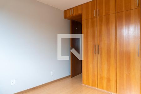 Quarto 1 de apartamento para alugar com 2 quartos, 55m² em Quadras Econômicas Lúcio Costa (guará), Brasília