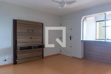 Sala de apartamento para alugar com 2 quartos, 55m² em Quadras Econômicas Lúcio Costa (guará), Brasília