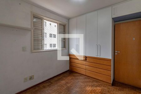 Quarto 01 de apartamento para alugar com 3 quartos, 70m² em Cambuci, São Paulo