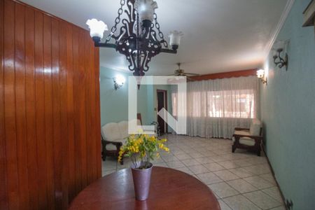 Sala de casa à venda com 3 quartos, 174m² em Brooklin, São Paulo