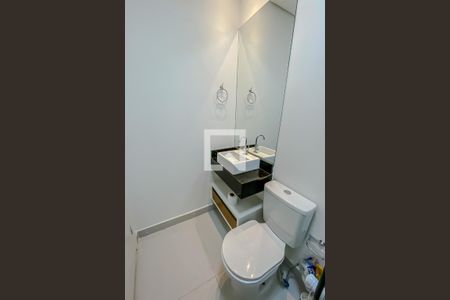 Banheiro de apartamento para alugar com 1 quarto, 27m² em Brás, São Paulo