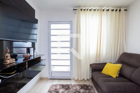 Sala de casa de condomínio para alugar com 2 quartos, 56m² em Jardim Nova Cidade, Guarulhos