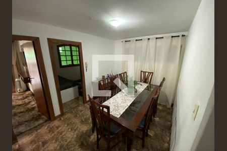 Casa à venda com 6 quartos, 260m² em Alípio de Melo, Belo Horizonte