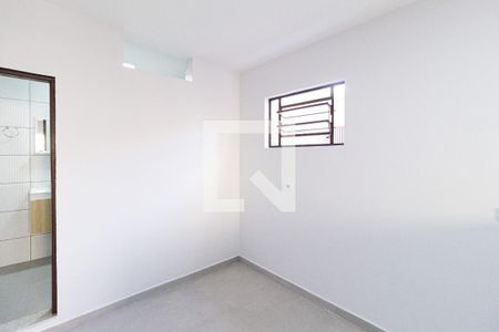 Quarto de casa para alugar com 1 quarto, 25m² em Jardim das Flores, Osasco