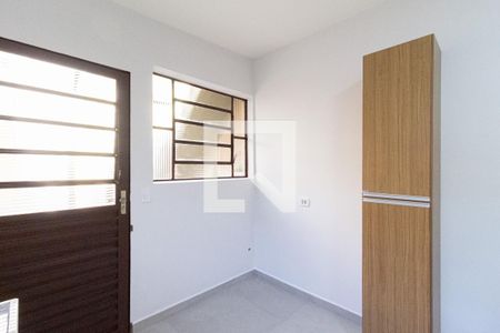 Cozinha de casa para alugar com 1 quarto, 25m² em Jardim das Flores, Osasco