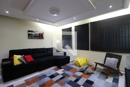 Sala de casa à venda com 3 quartos, 157m² em Jardim Santa Mena, Guarulhos