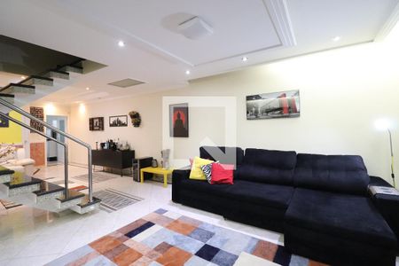 Sala de casa à venda com 3 quartos, 157m² em Jardim Santa Mena, Guarulhos