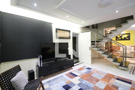 Sala de casa à venda com 3 quartos, 157m² em Jardim Santa Mena, Guarulhos