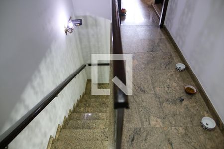 Acesso aos Quartos de casa à venda com 5 quartos, 215m² em Vila Curuca, Santo André