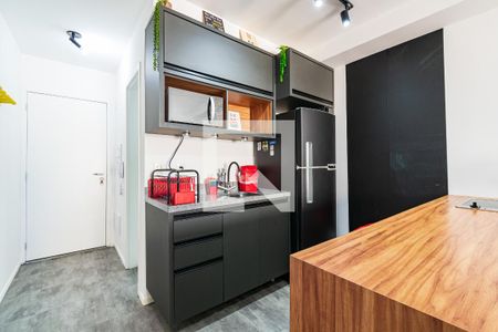 Cozinha de kitnet/studio à venda com 1 quarto, 28m² em Mirandópolis, São Paulo