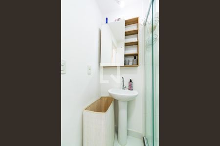 Banheiro Social de kitnet/studio à venda com 1 quarto, 28m² em Mirandópolis, São Paulo