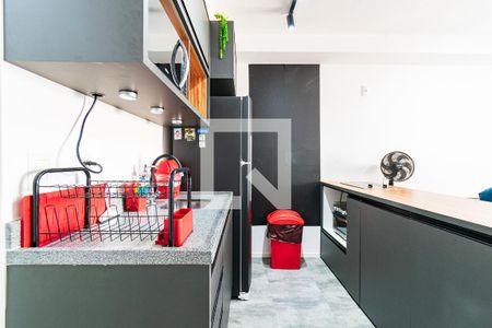 Cozinha de kitnet/studio à venda com 1 quarto, 28m² em Mirandópolis, São Paulo