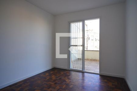 Apartamento à venda com 2 quartos, 74m² em São Sebastião, Porto Alegre